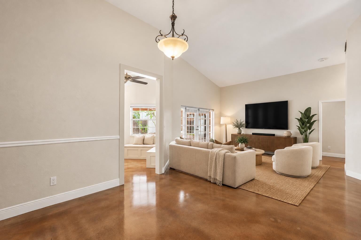 3145 W Quayside Drive