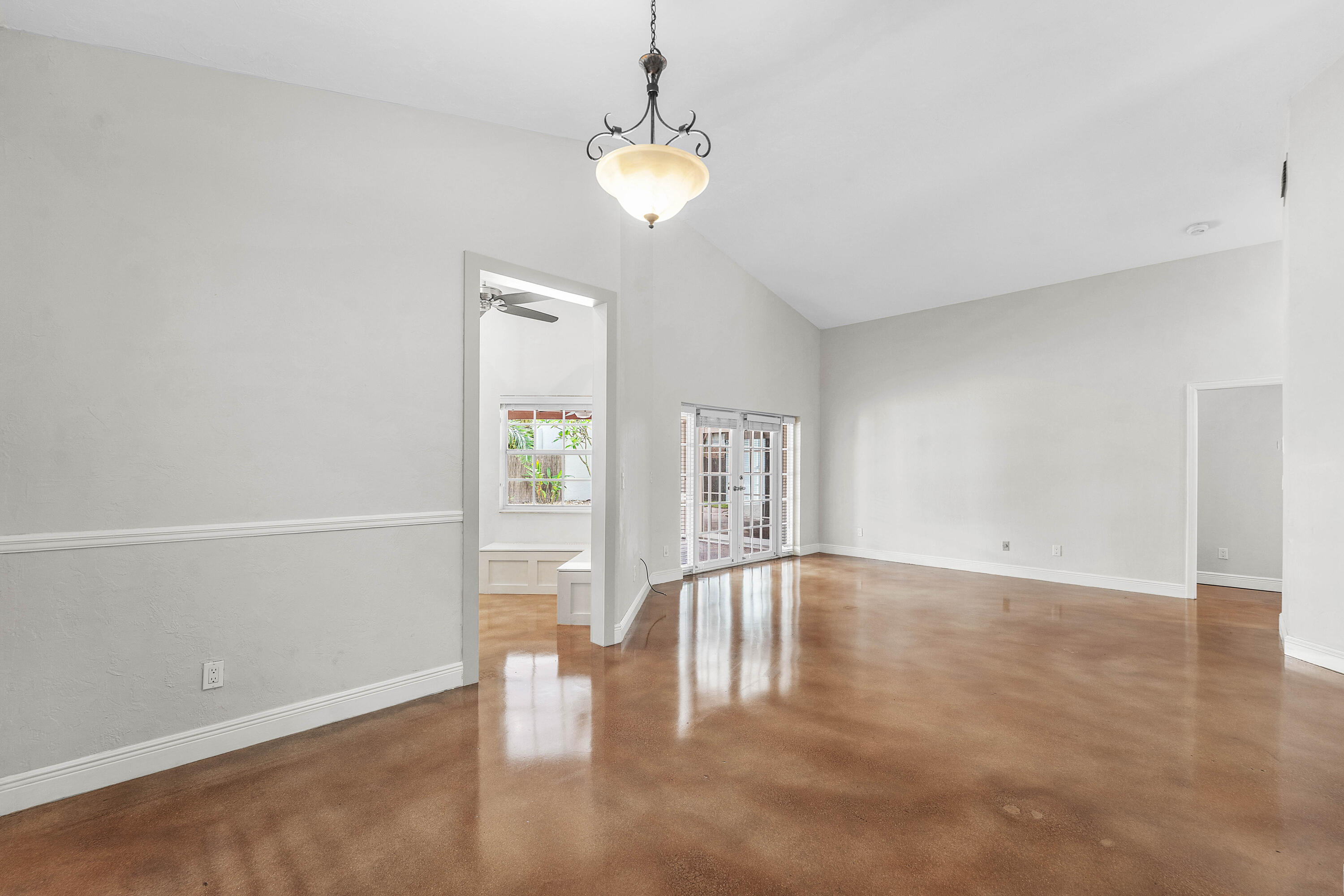 3145 W Quayside Drive