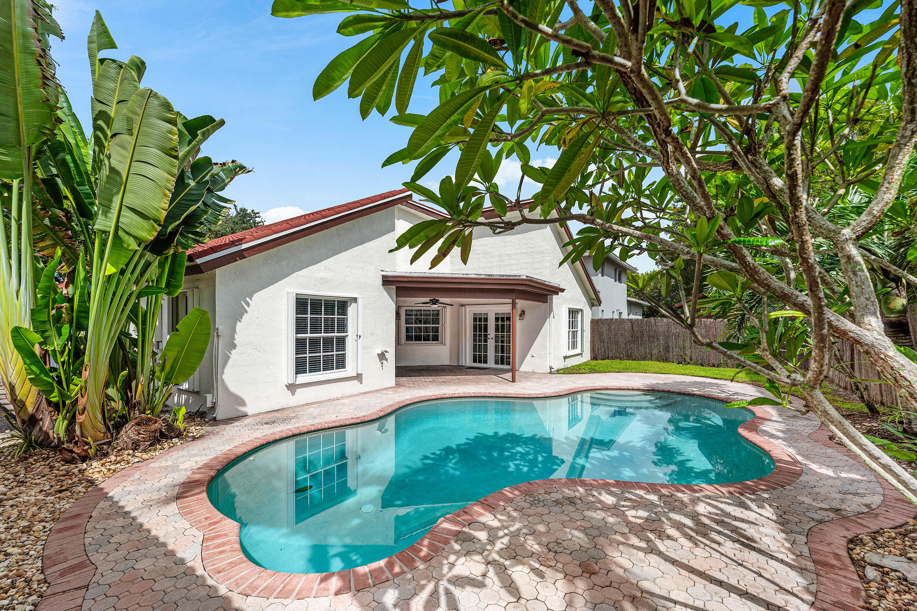 3145 W Quayside Drive