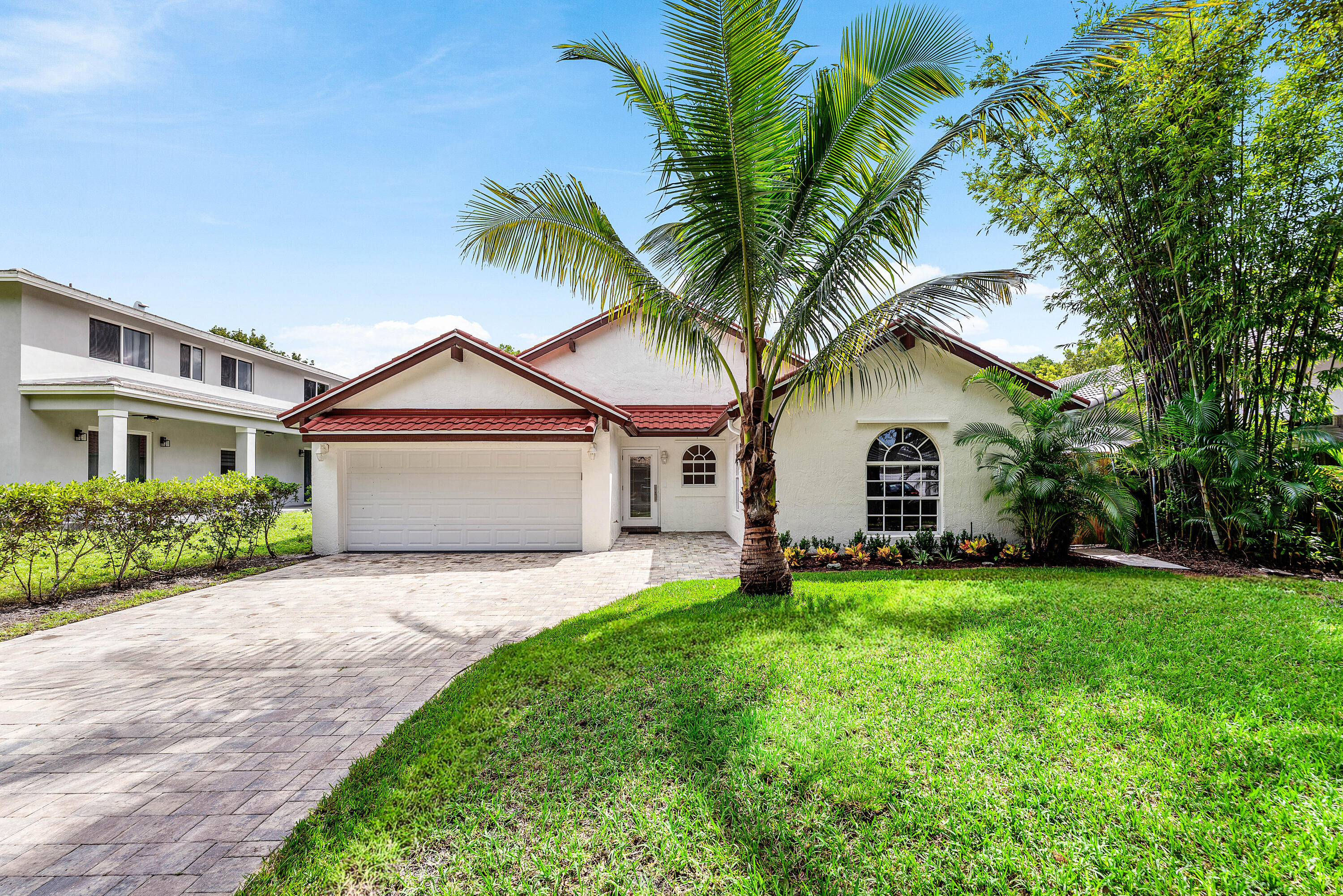 3145 W Quayside Drive