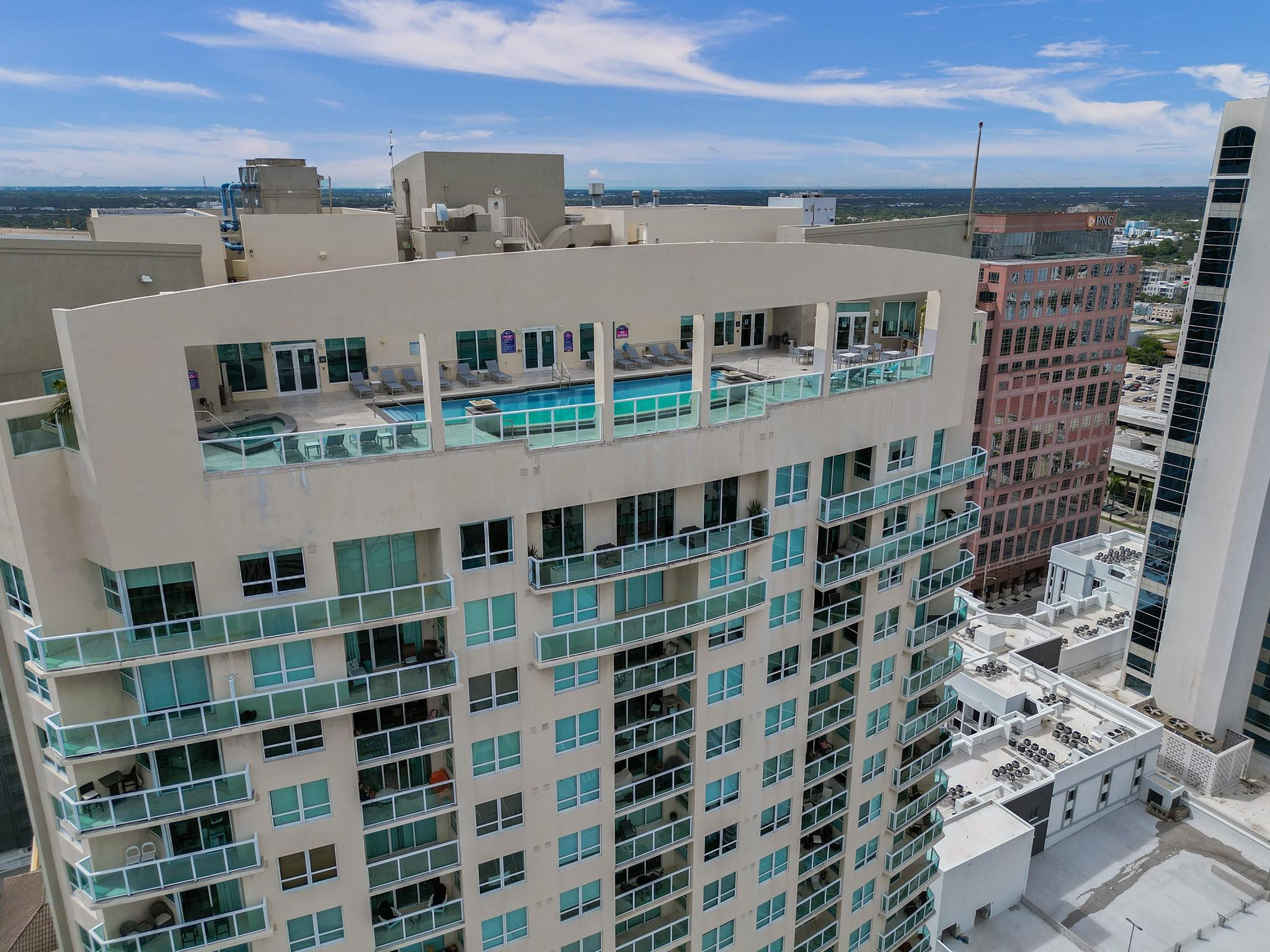 350 SE 2nd St 2480