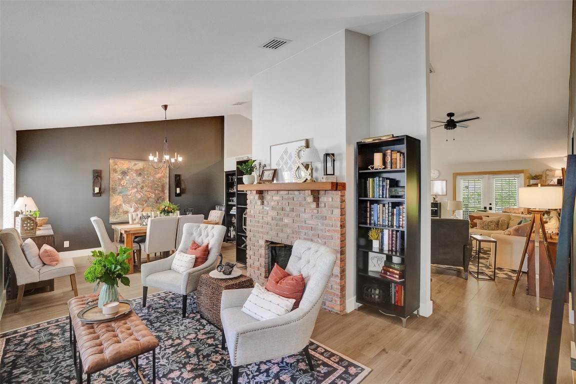 2844 Morning Glory Cir