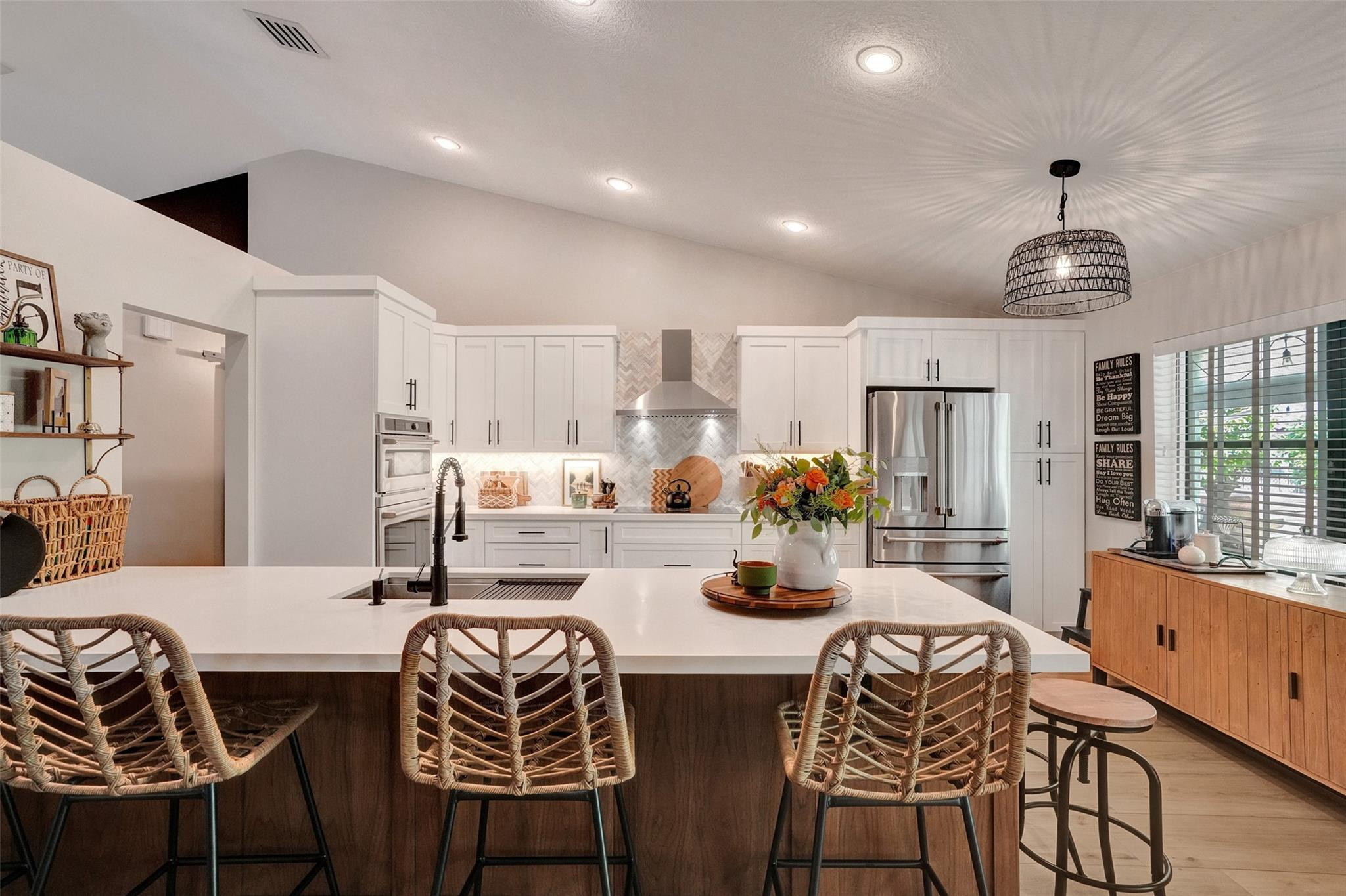 2844 Morning Glory Cir