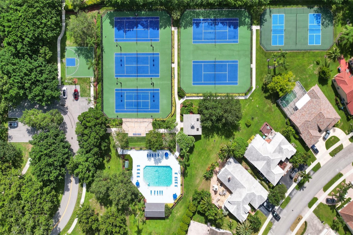 2844 Morning Glory Cir