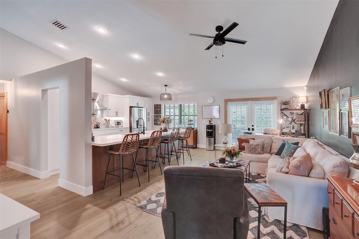 2844 Morning Glory Cir