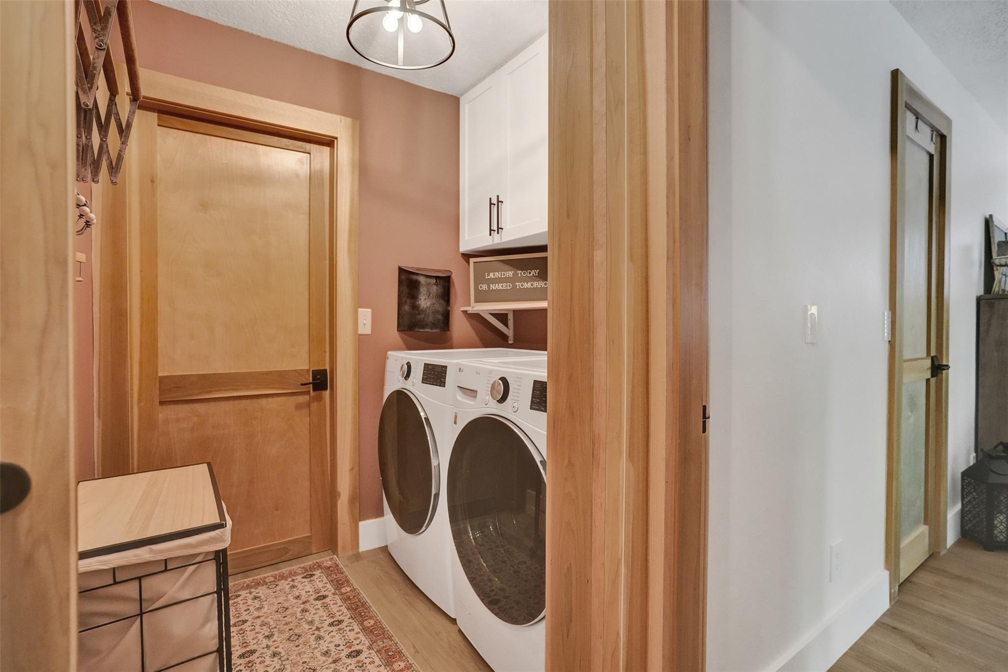 2844 Morning Glory Cir