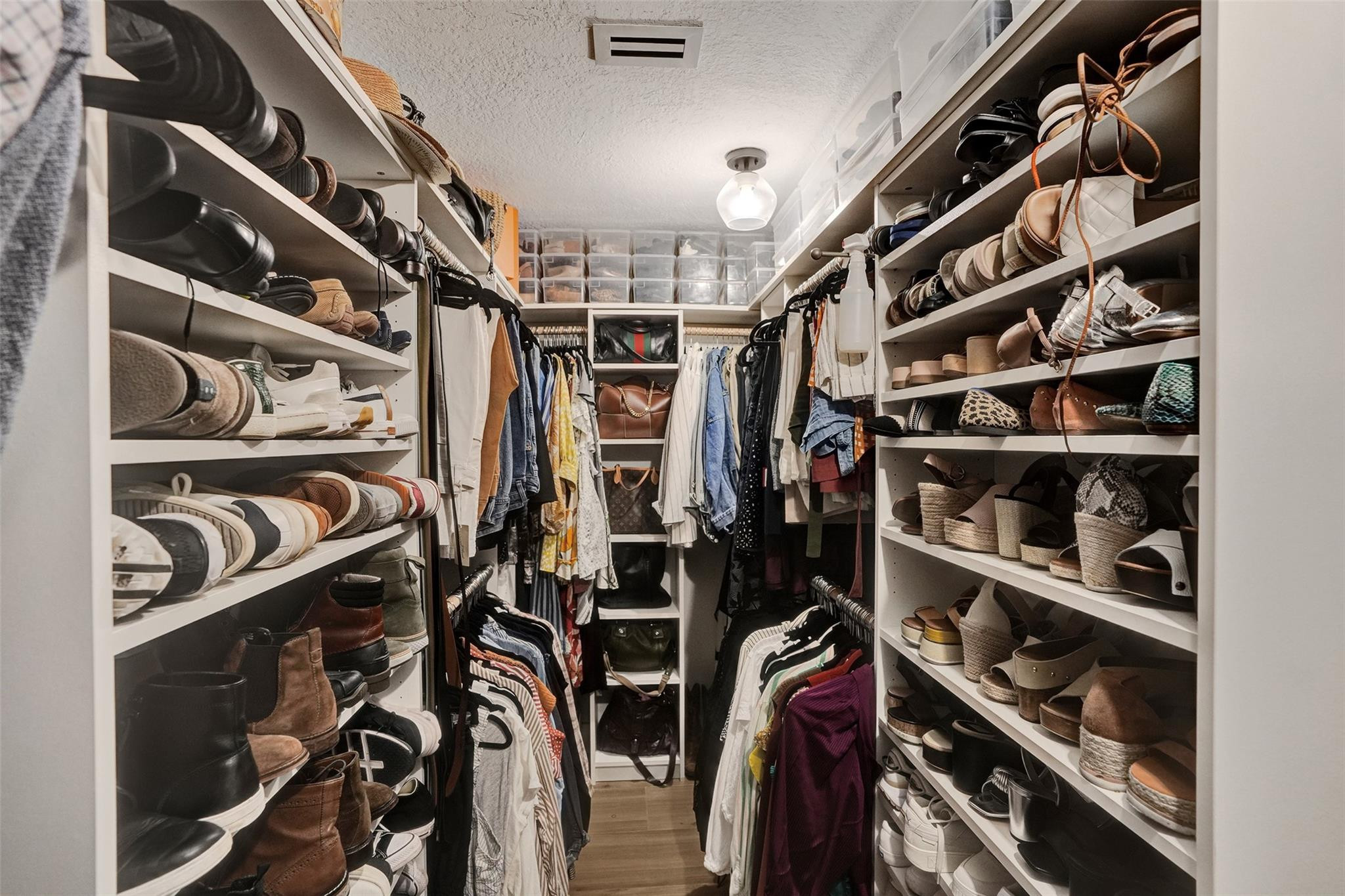 2844 Morning Glory Cir