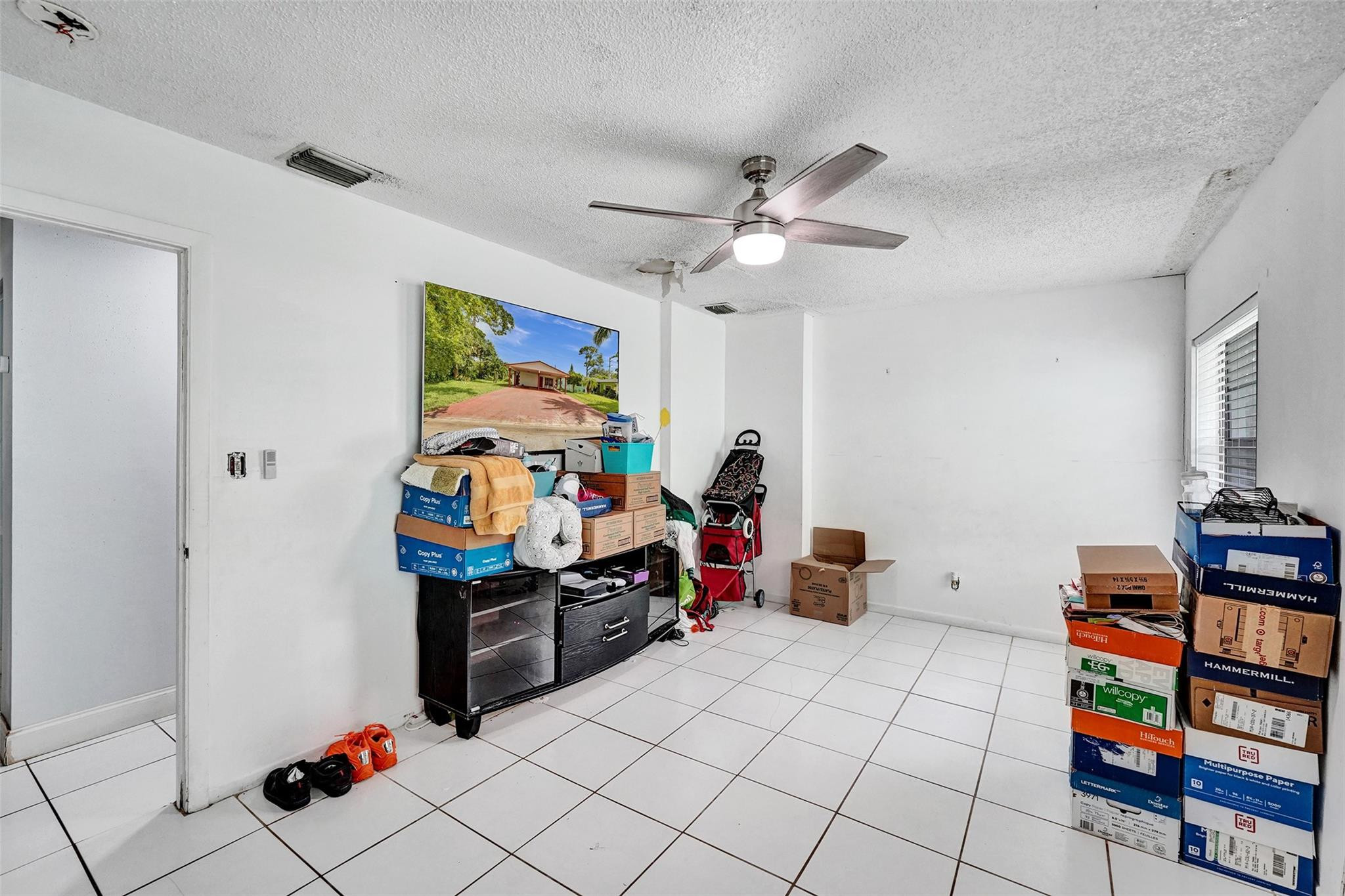 2841 NW 9th Ct