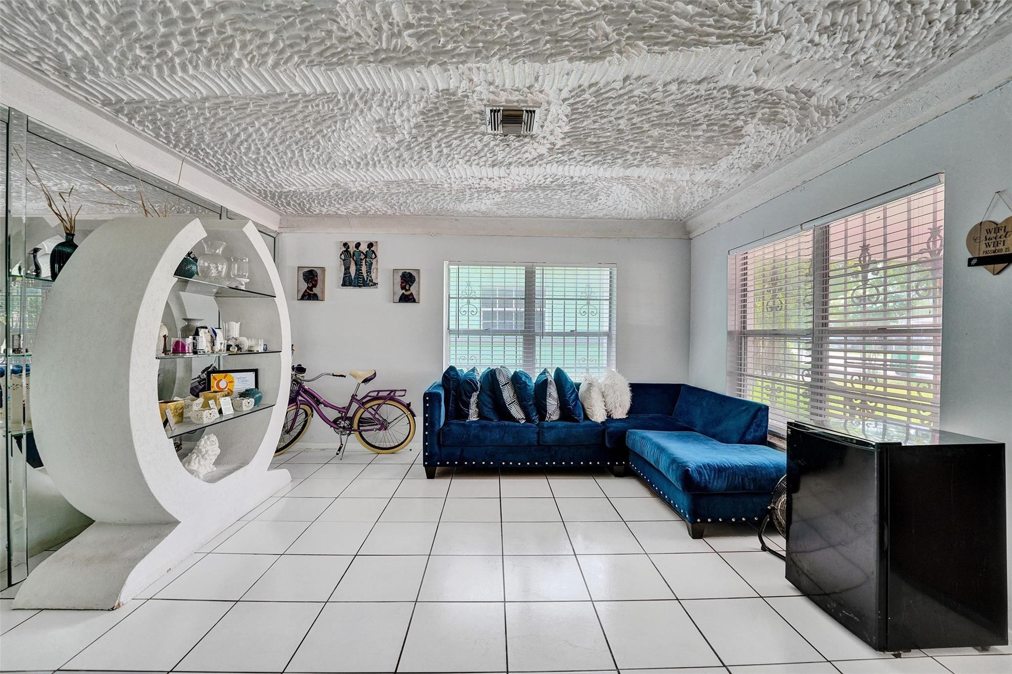 2841 NW 9th Ct