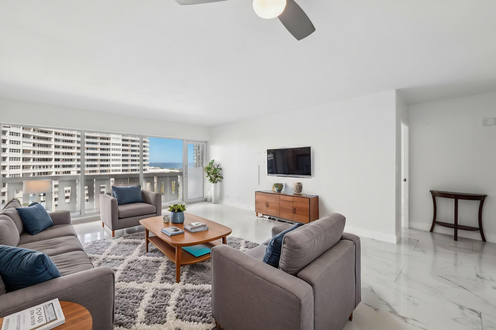 2100 S Ocean Dr 11B