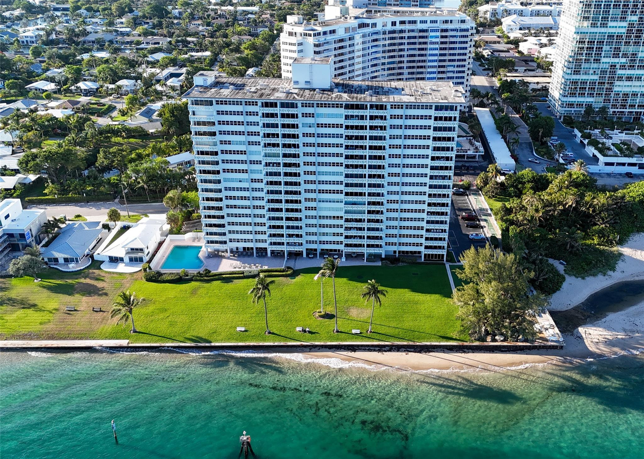 2100 S Ocean Dr 11B