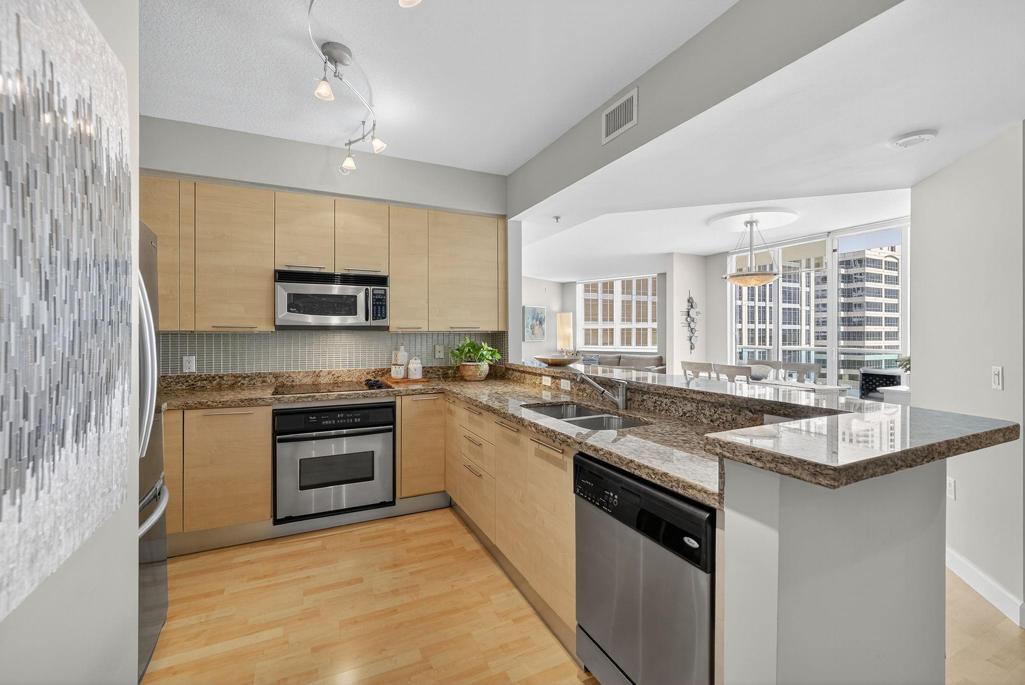 350 SE 2nd St 1030