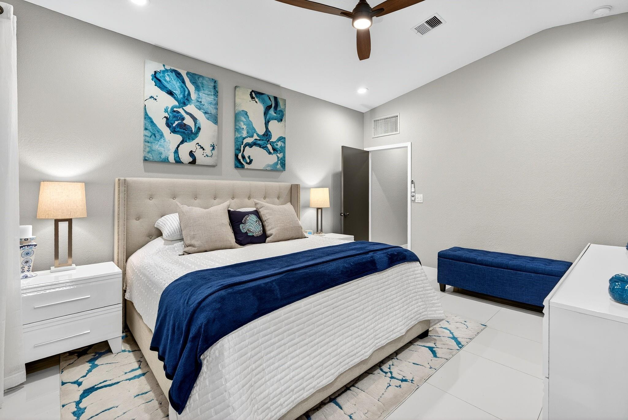 824 NE 14th Court