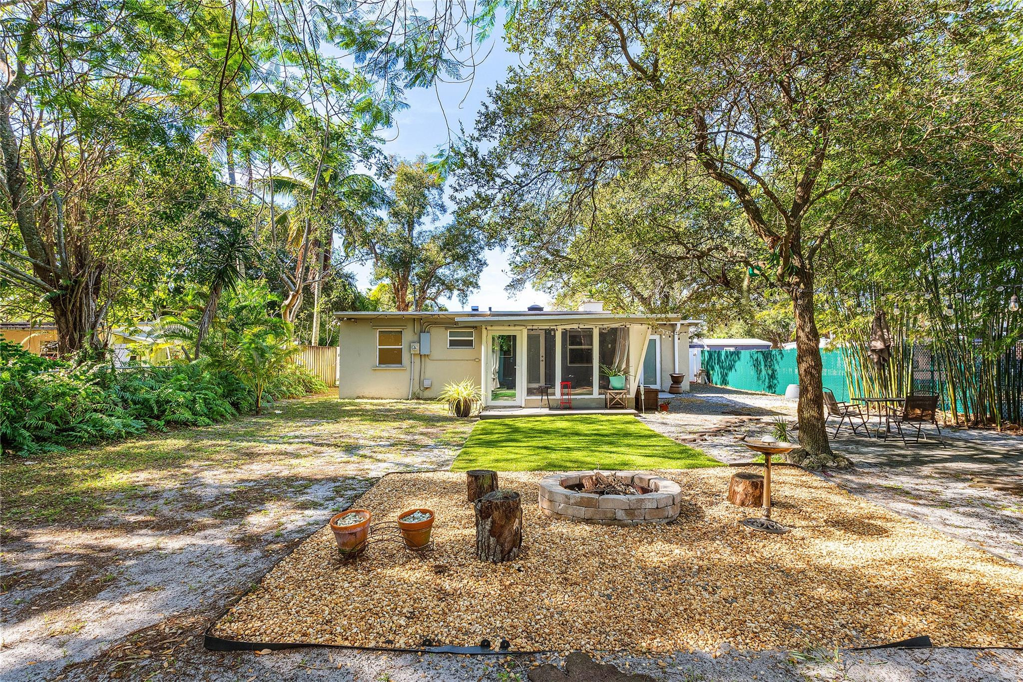 1300 SW 19th Avenue