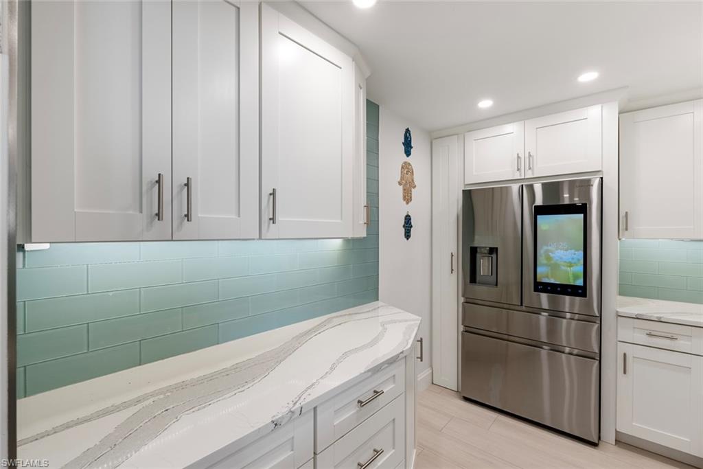 4005 Gulf Shore BLVD N # 904