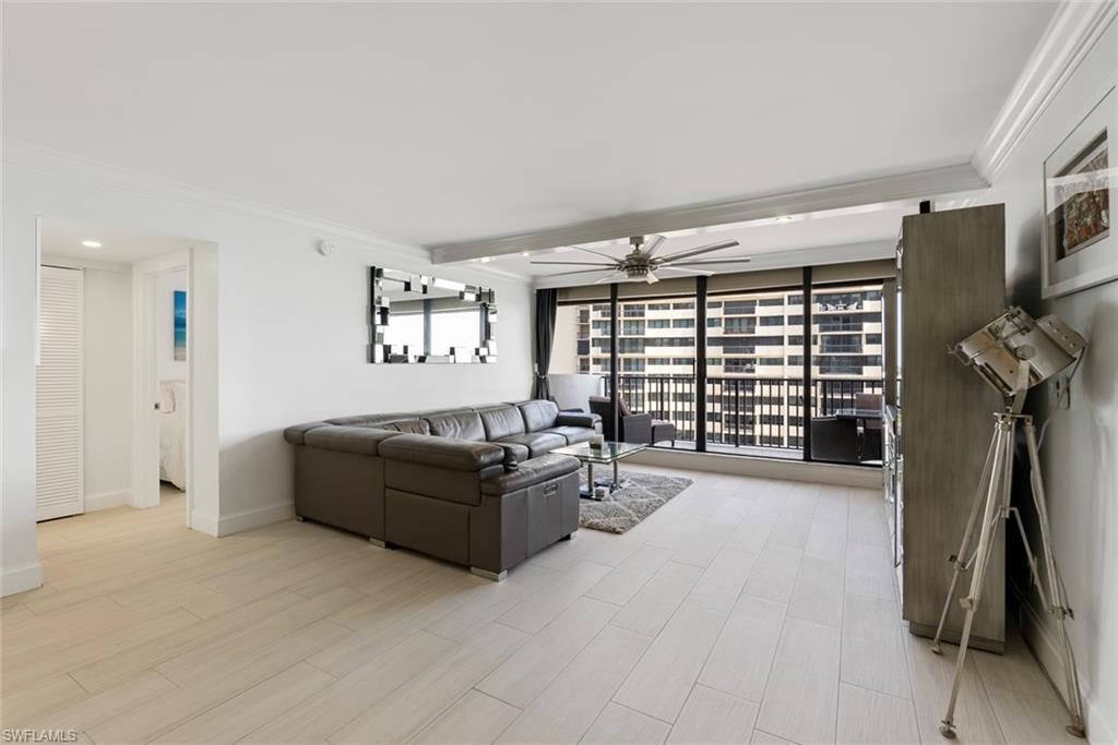 4005 Gulf Shore BLVD N # 904