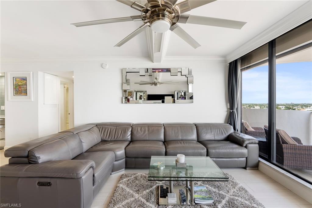 4005 Gulf Shore BLVD N # 904