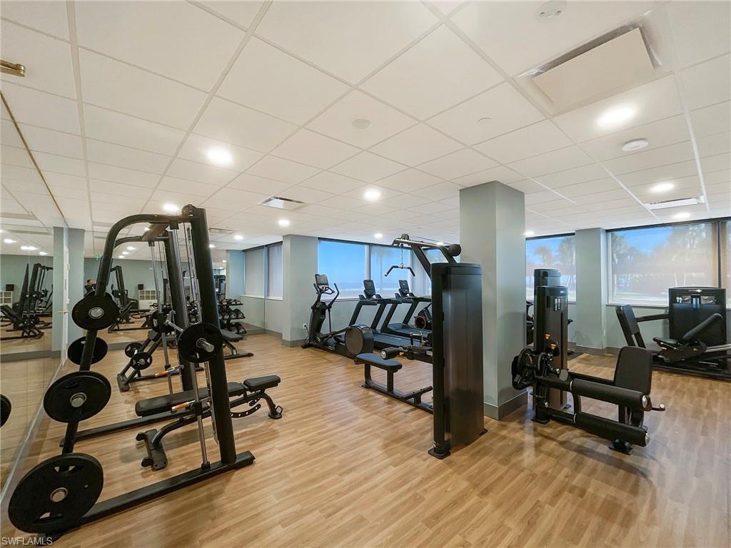 4005 Gulf Shore BLVD N # 904