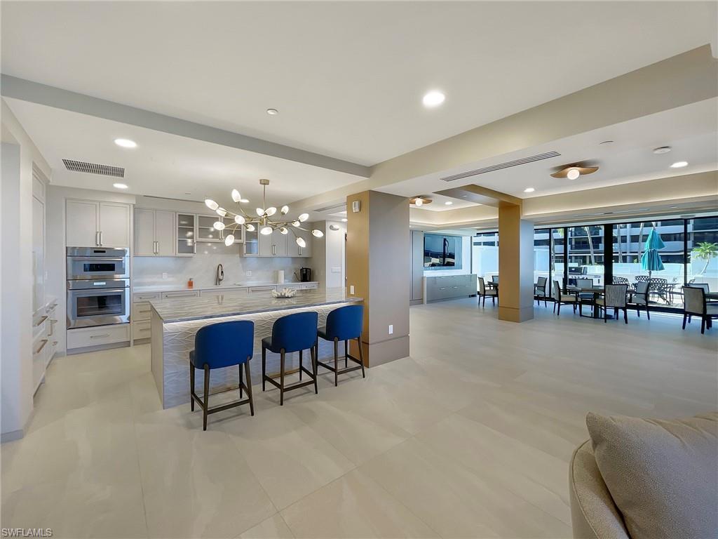 4005 Gulf Shore BLVD N # 904