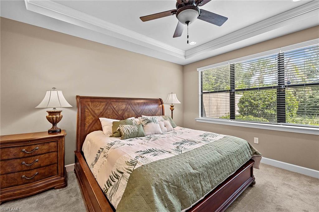 7638 Jacaranda LN