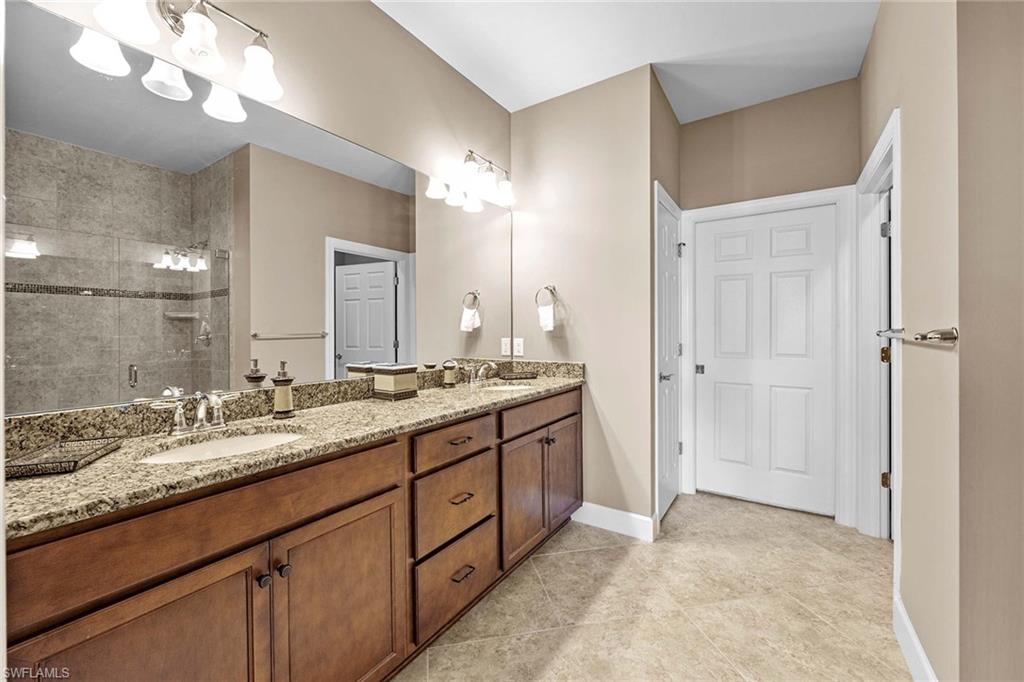 7638 Jacaranda LN