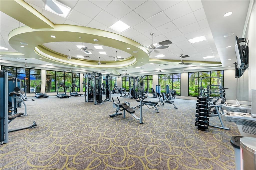 7638 Jacaranda LN