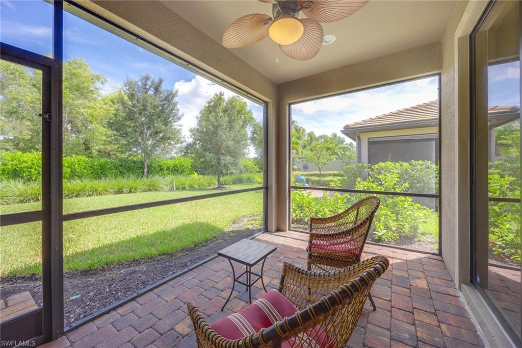7638 Jacaranda LN