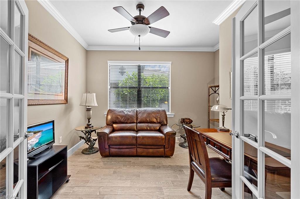 7638 Jacaranda LN