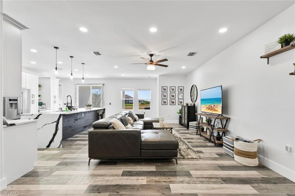 1217 NW 42nd AVE