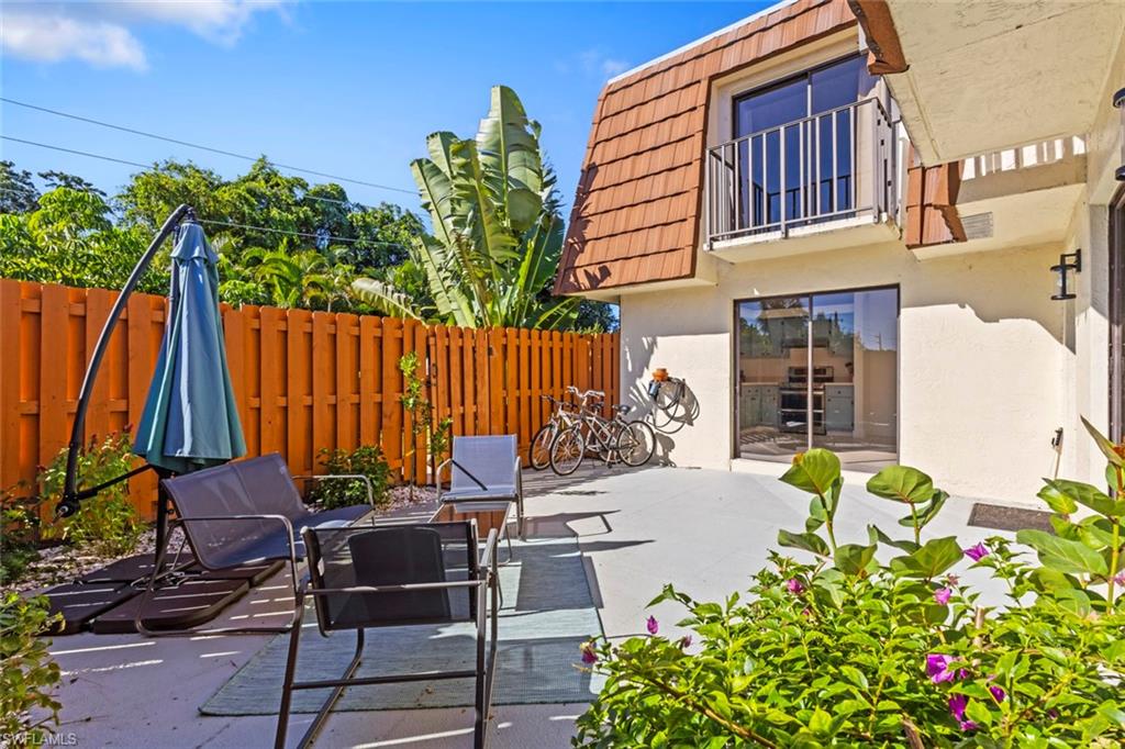 1454 Park Shore CIR # 2