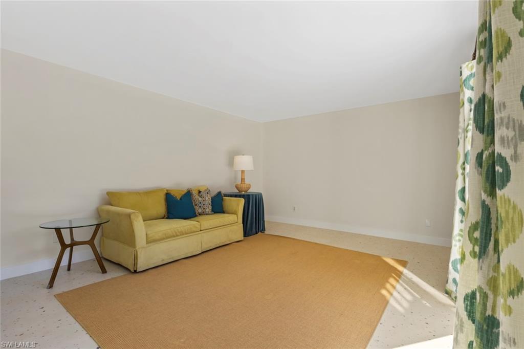 1454 Park Shore CIR # 2