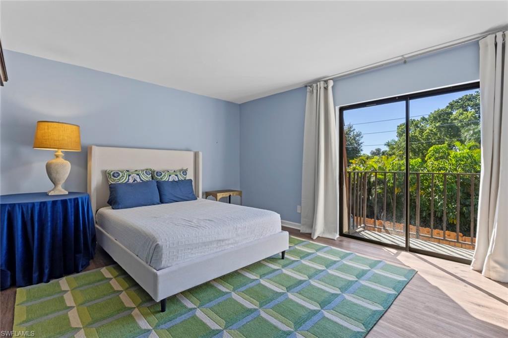 1454 Park Shore CIR # 2