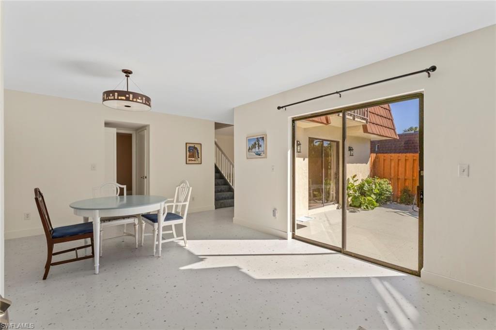 1454 Park Shore CIR # 2