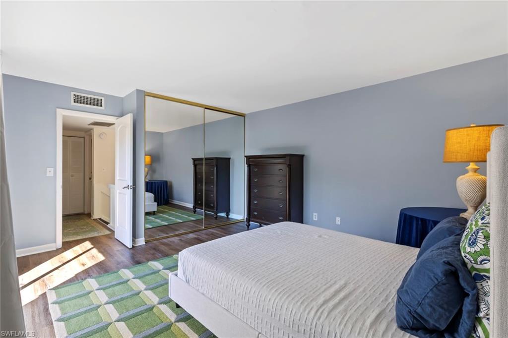 1454 Park Shore CIR # 2