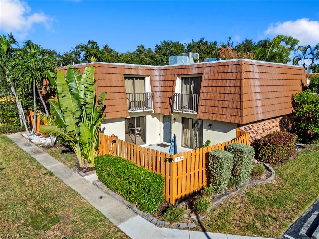 1454 Park Shore CIR # 2