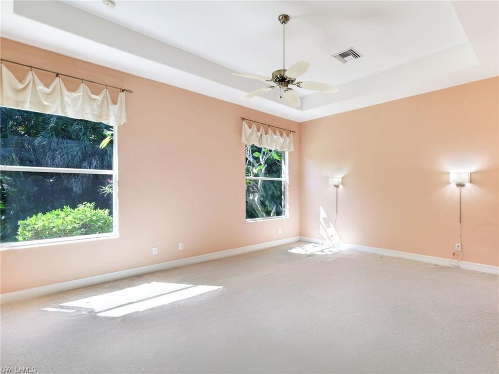 12910 Silverthorn CT