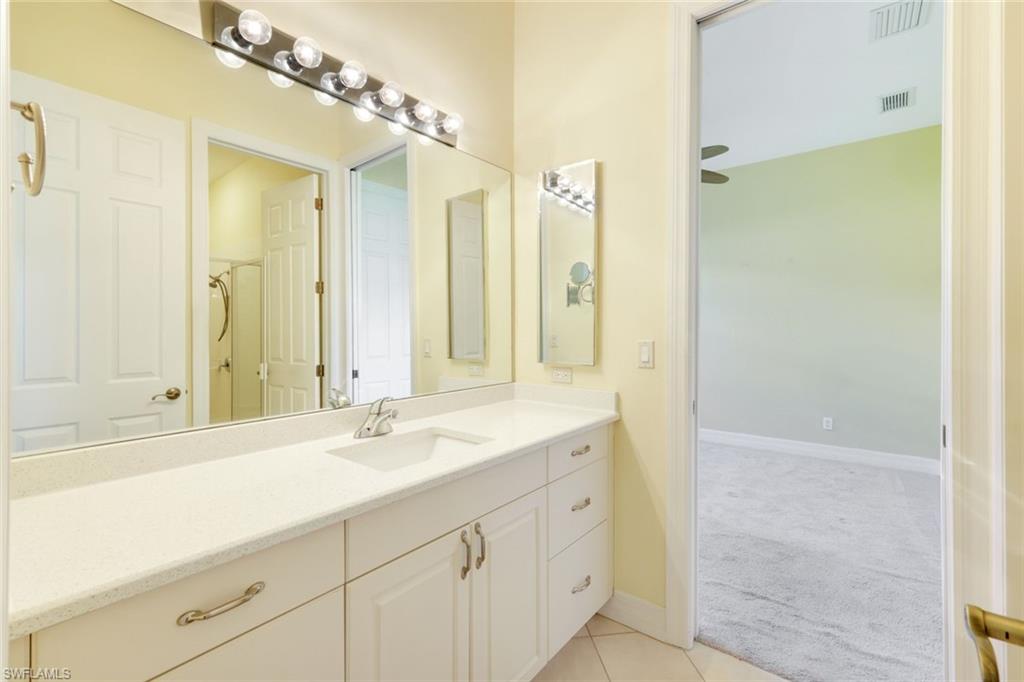 12910 Silverthorn CT