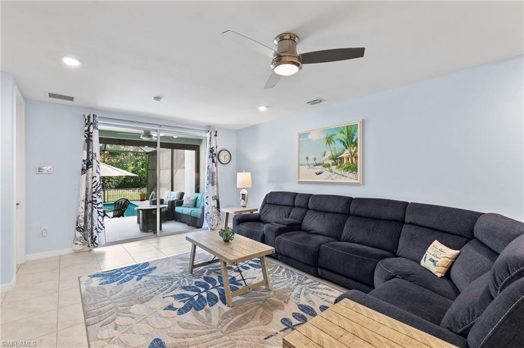 14683 Edgewater CIR