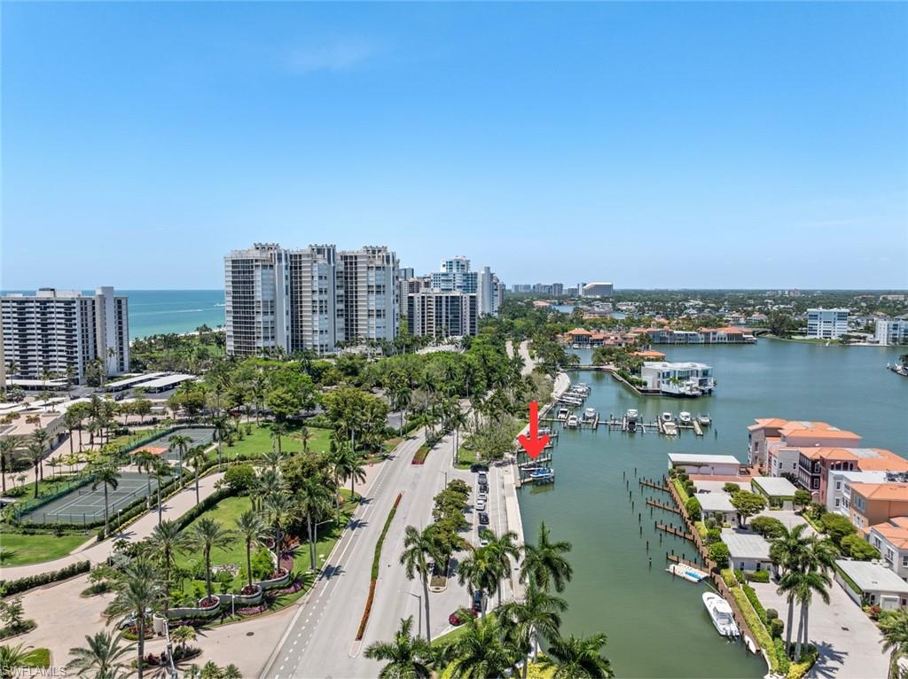 4090 Gulf Shore BLVD N