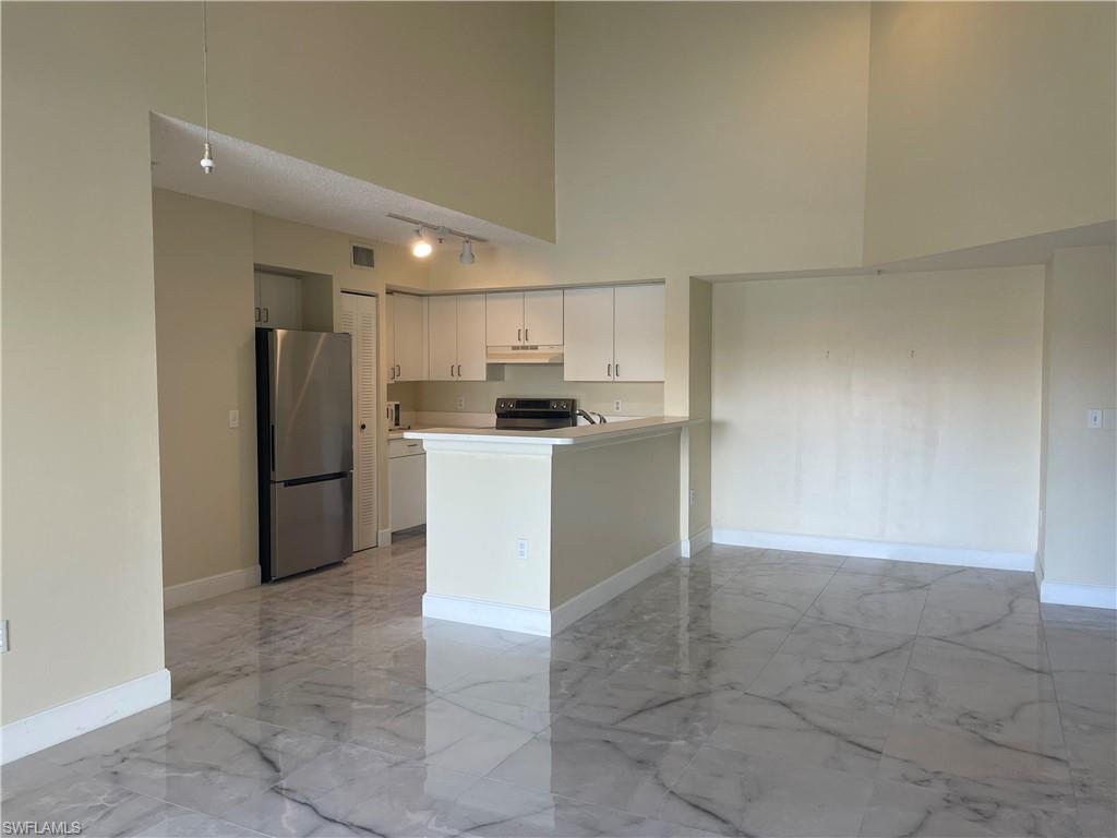 1205 Wildwood Lakes BLVD 306