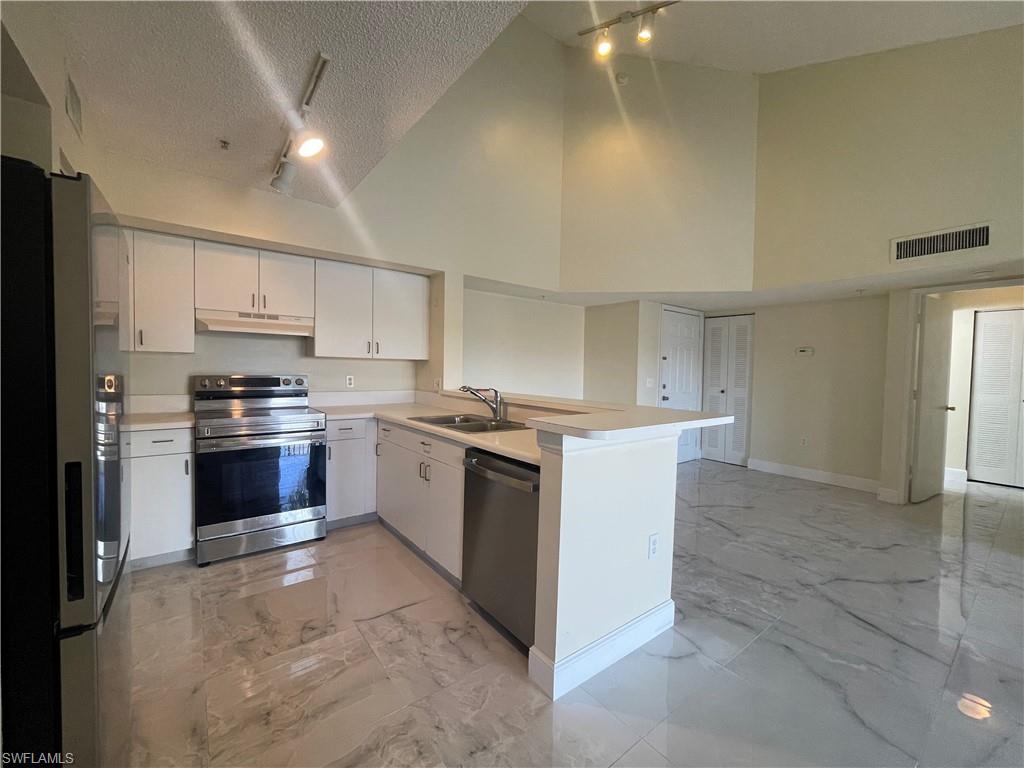 1205 Wildwood Lakes BLVD 306