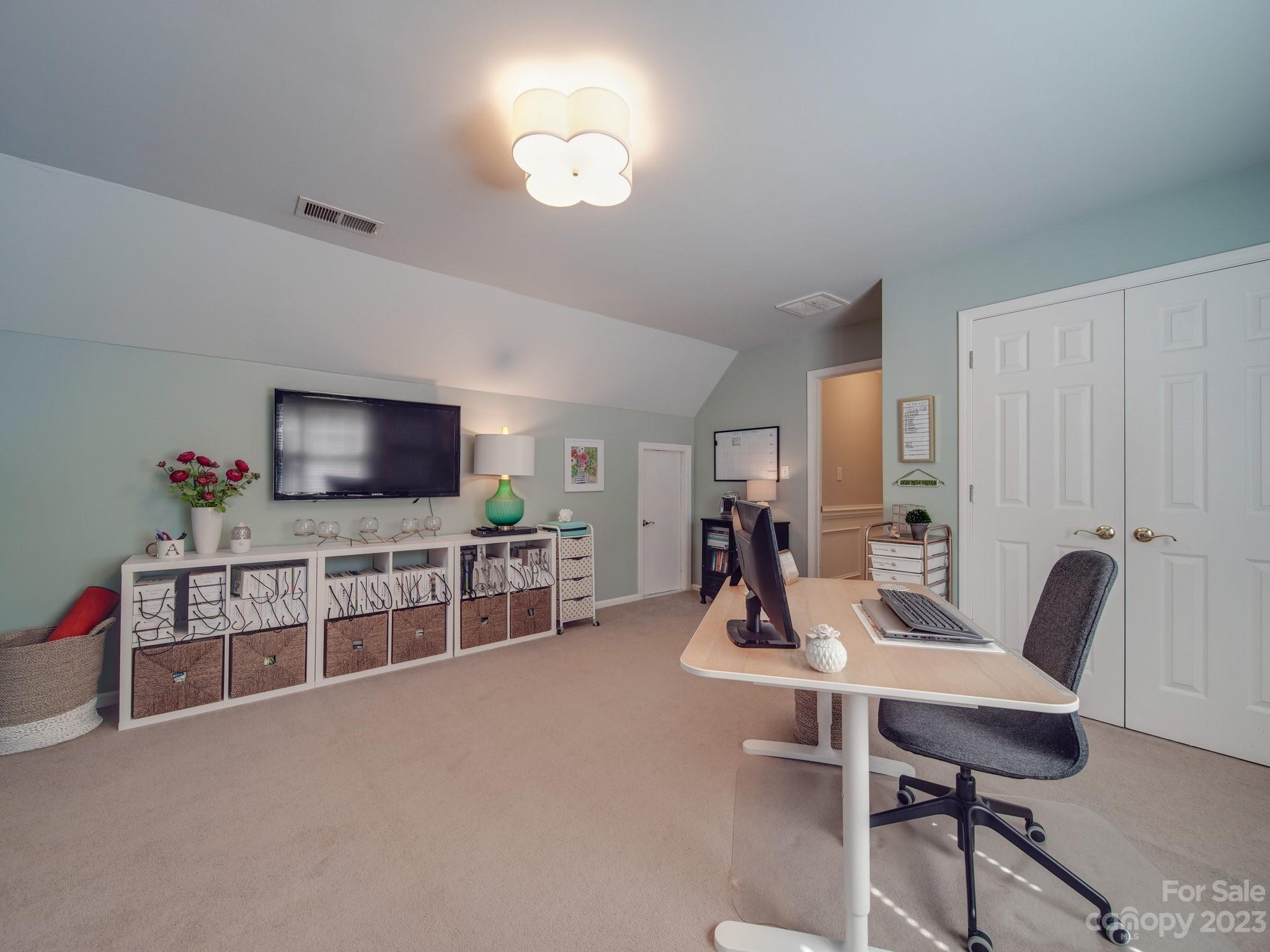 5513 Providence Glen Road