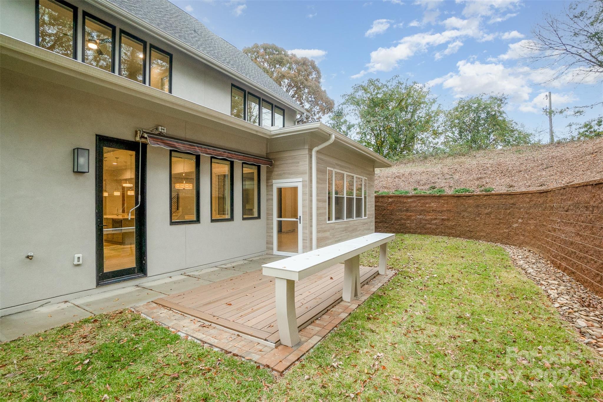 21205 Olde Quarry Lane