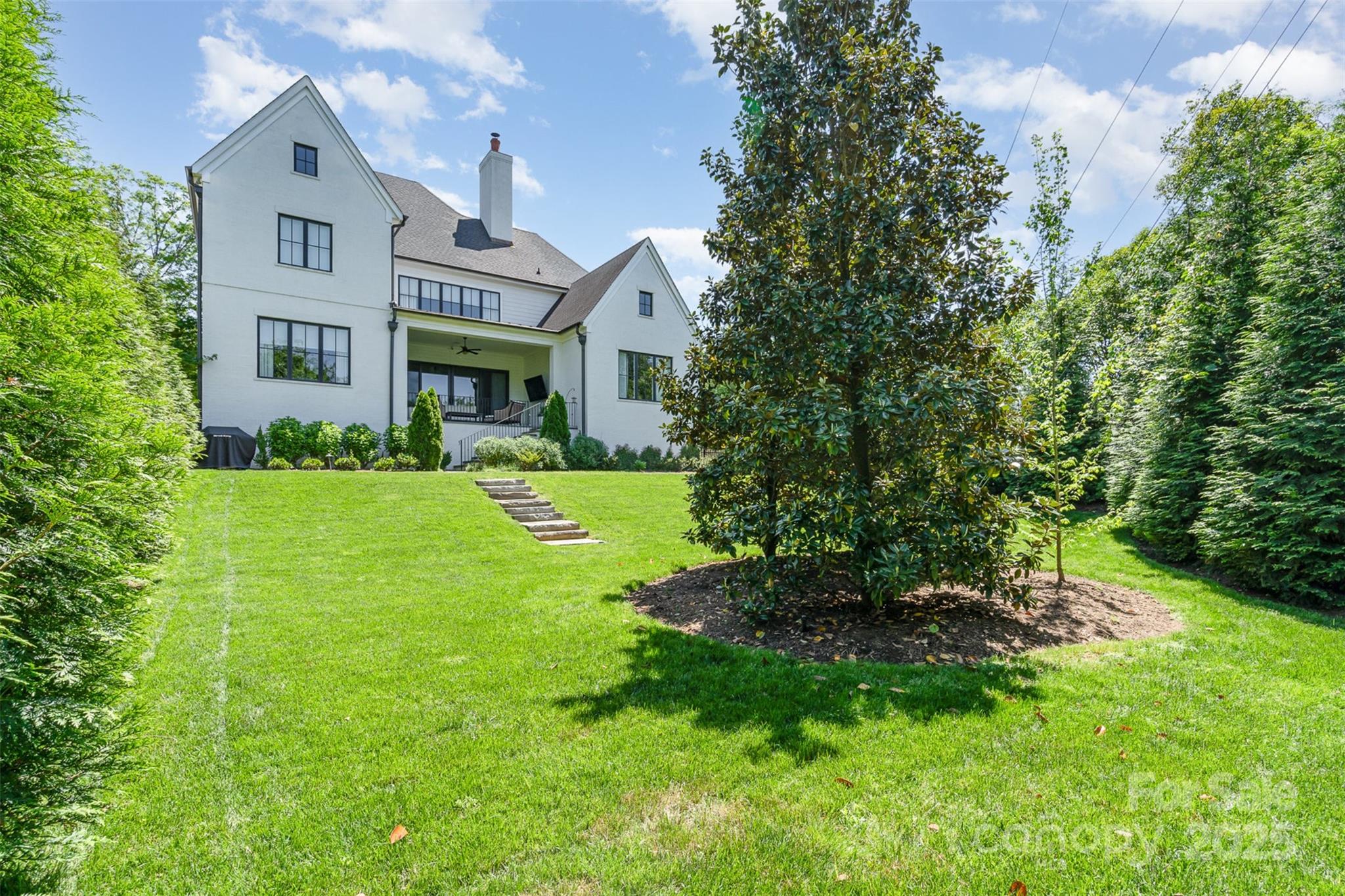1328 S Kings Drive