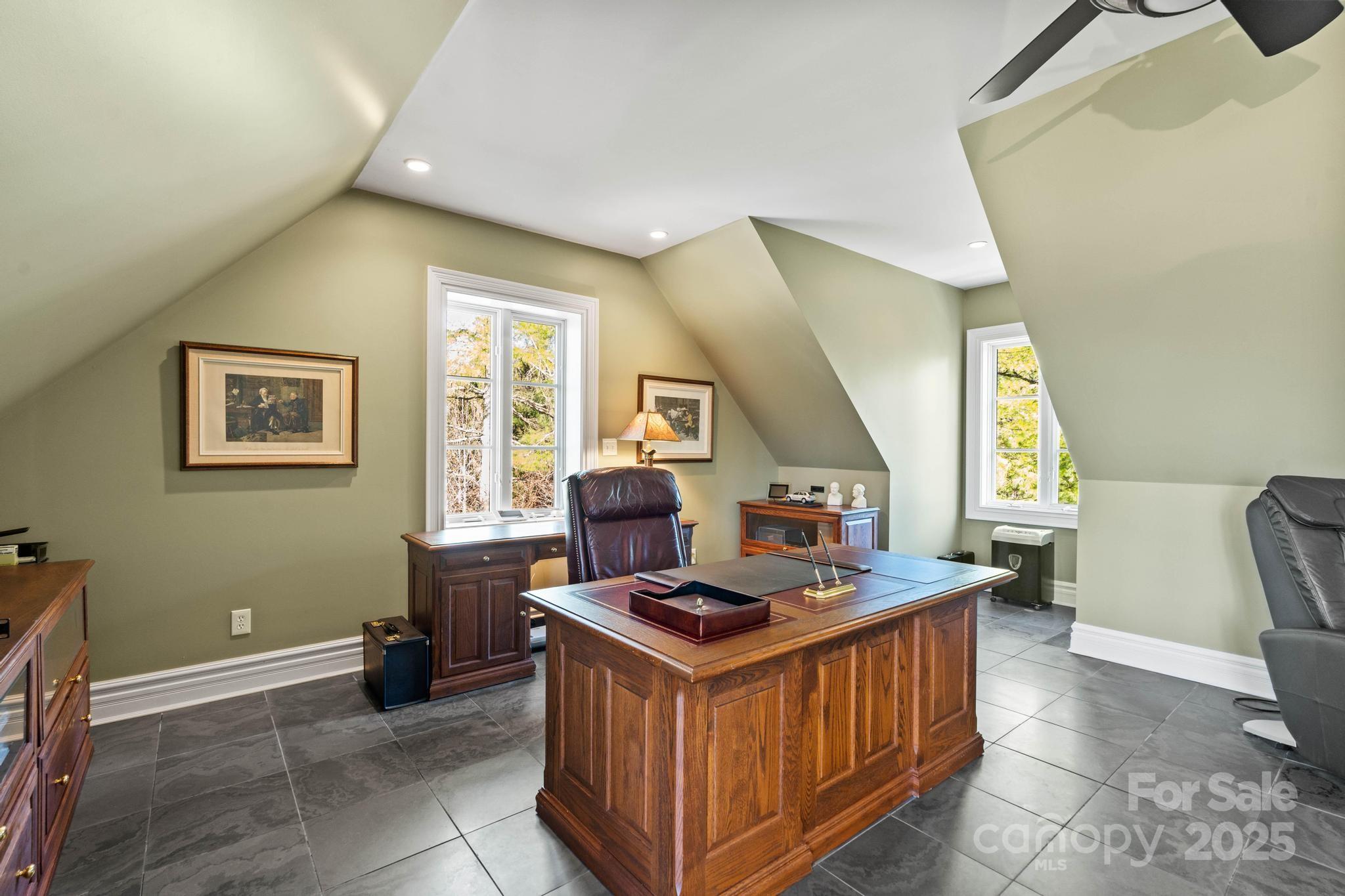 1676 Valle Cay Drive