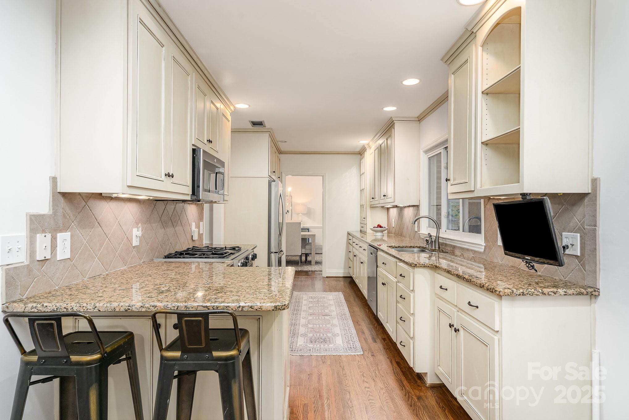 1209 Alfred Street