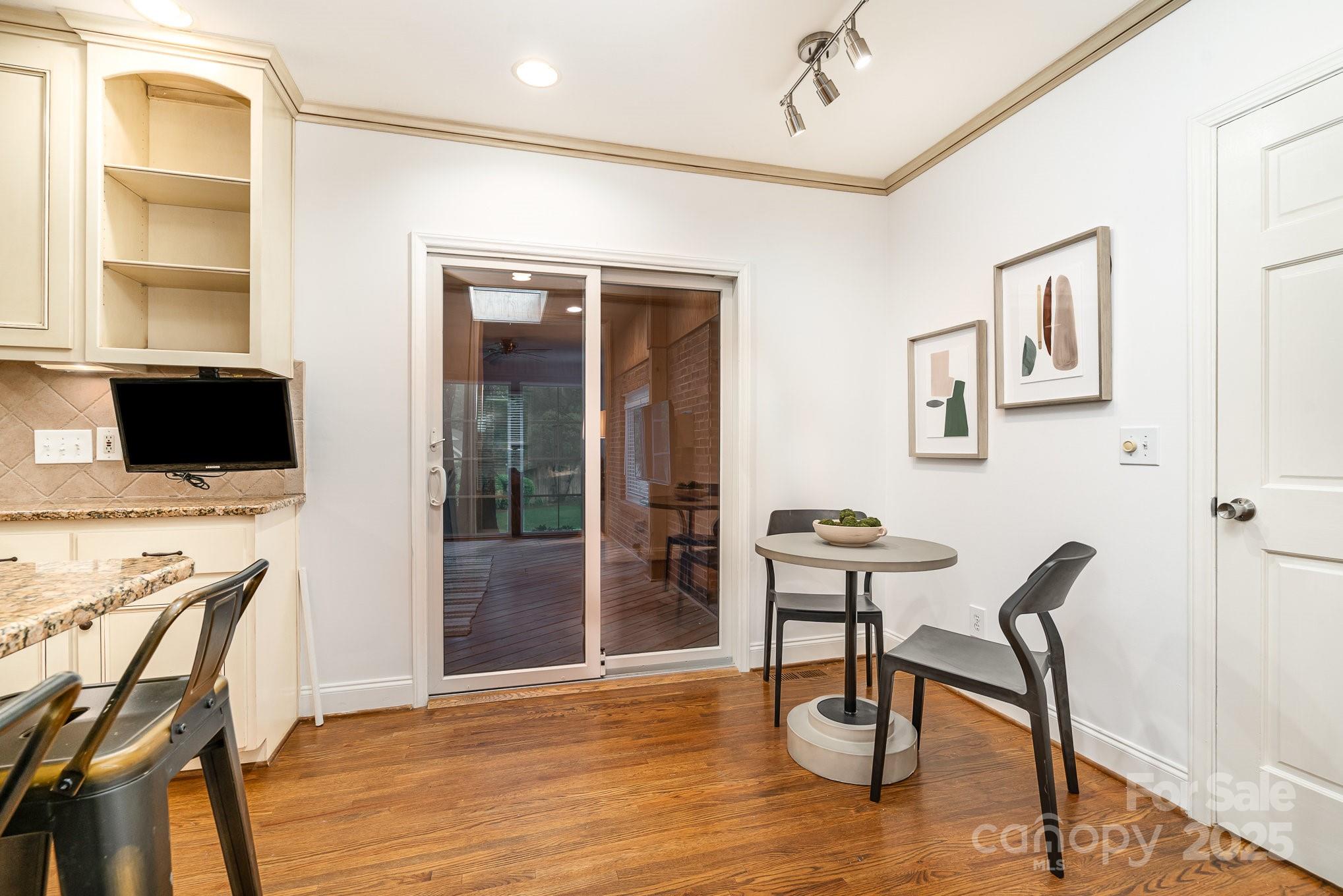 1209 Alfred Street