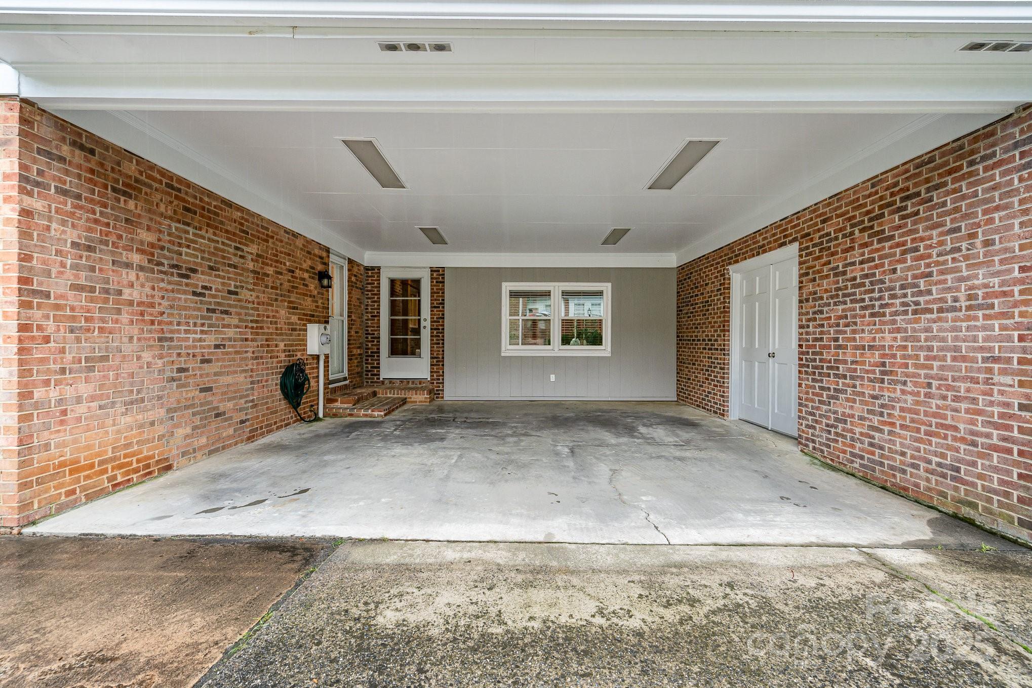 1209 Alfred Street