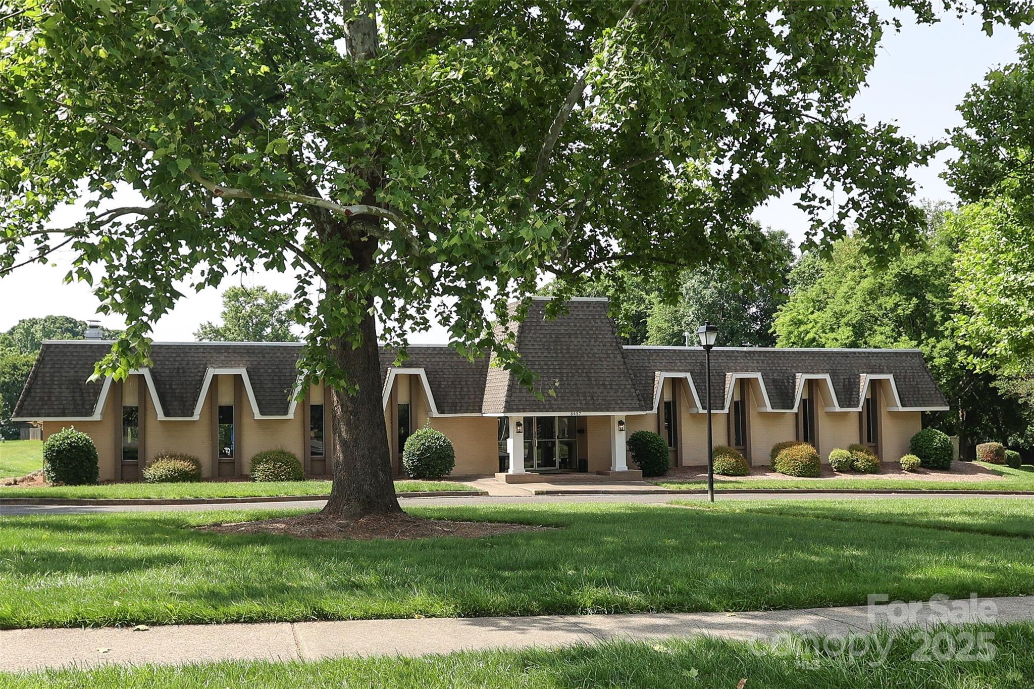 8306 Knights Bridge Road