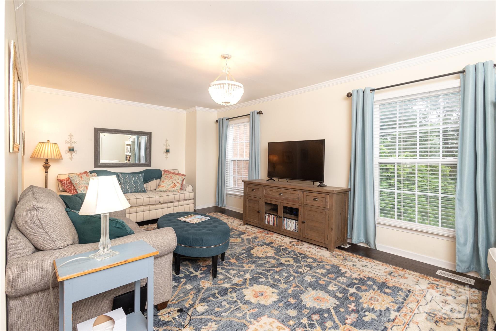 8306 Knights Bridge Road